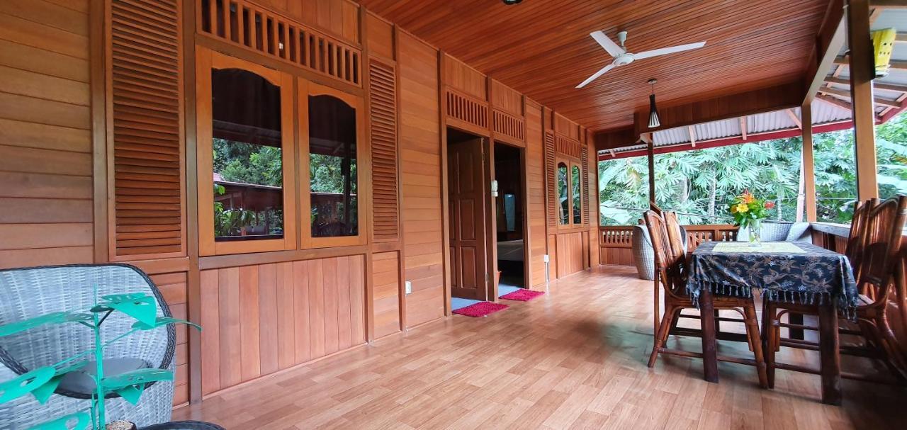 Bunaken Villa Queen'S Dive Manado Extérieur photo