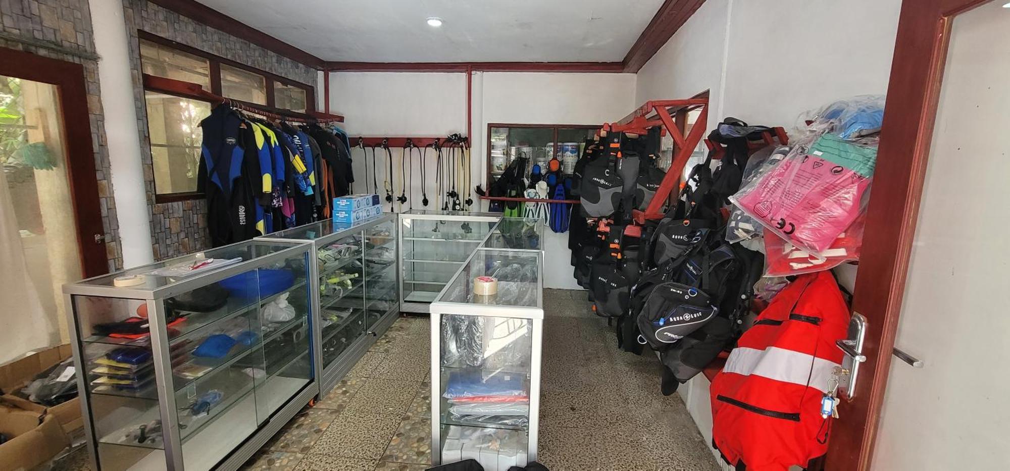 Bunaken Villa Queen'S Dive Manado Extérieur photo